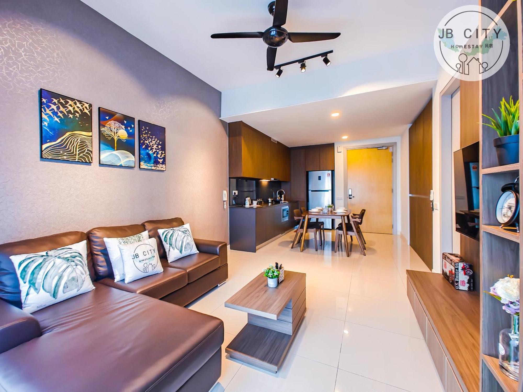 Grand Medini By Rr Jbcity 努沙再也 外观 照片