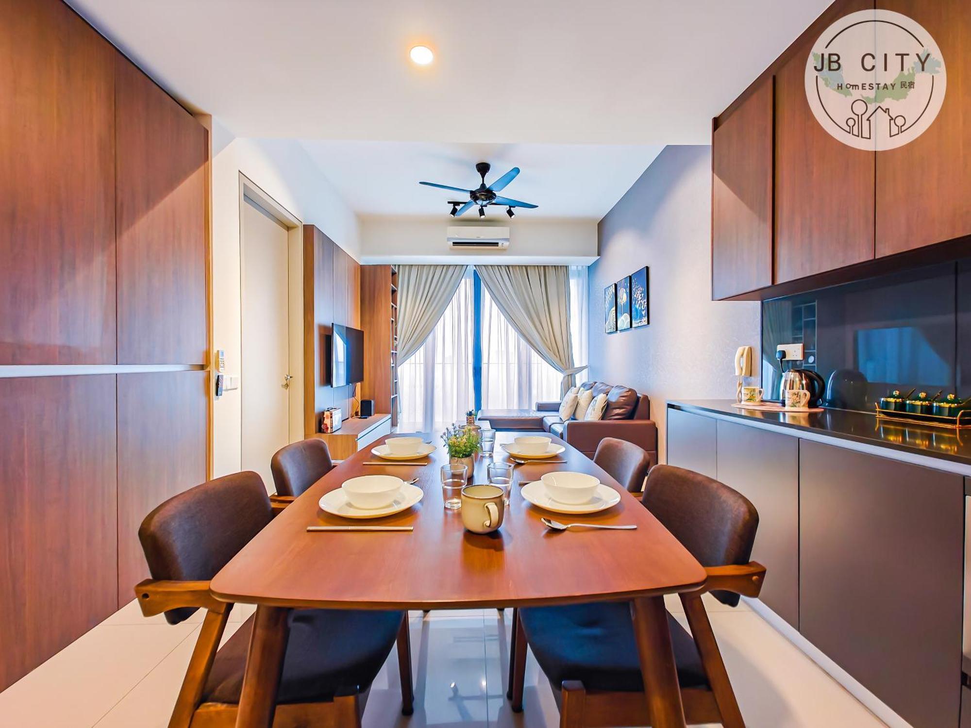 Grand Medini By Rr Jbcity 努沙再也 外观 照片