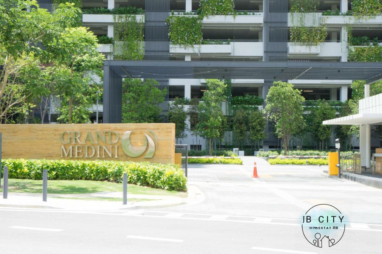 Grand Medini By Rr Jbcity 努沙再也 外观 照片
