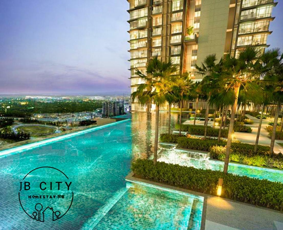 Grand Medini By Rr Jbcity 努沙再也 外观 照片