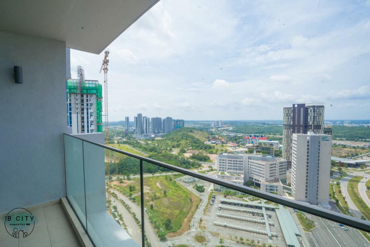 Grand Medini By Rr Jbcity 努沙再也 外观 照片